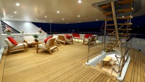 Superyacht 2 Ladies - Exterior